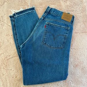 Levi’s Wedgie Jeans